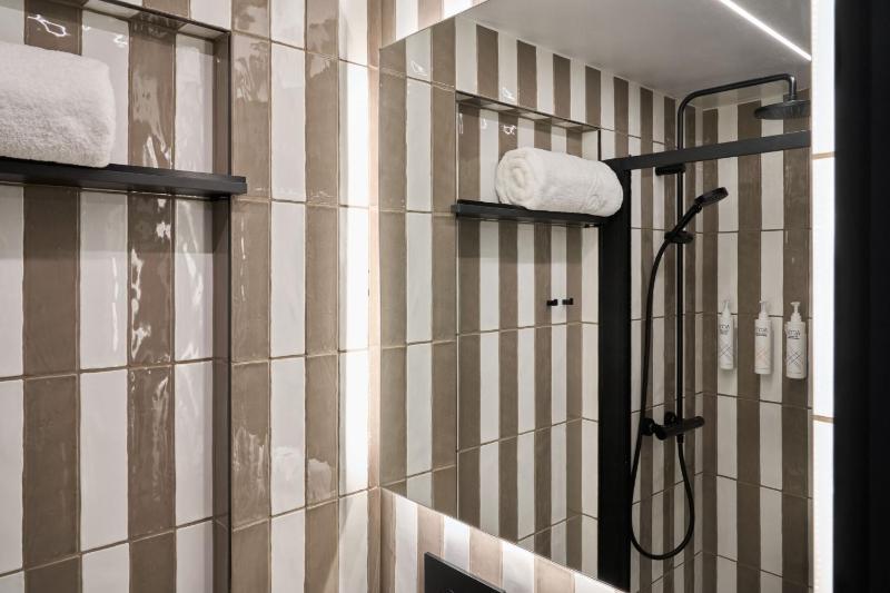 Corner 11sqm image 2