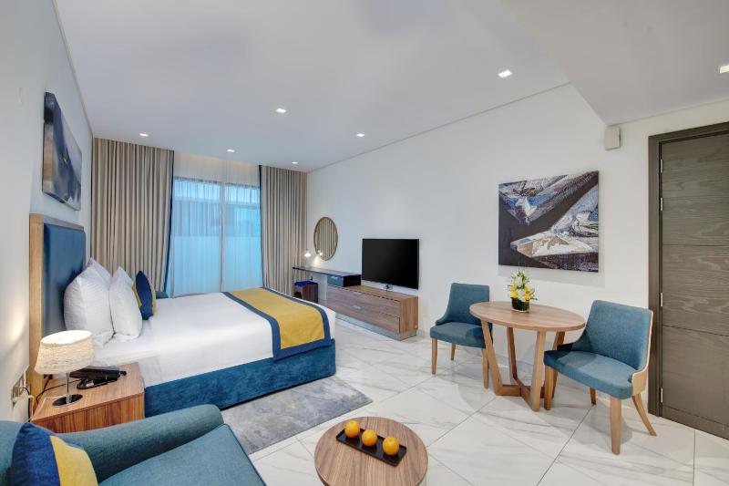 Deluxe Studio Apartment image 4