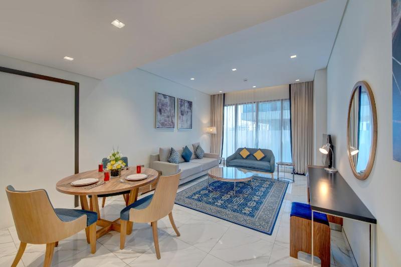 One-Bedroom Standard Apartment image 2