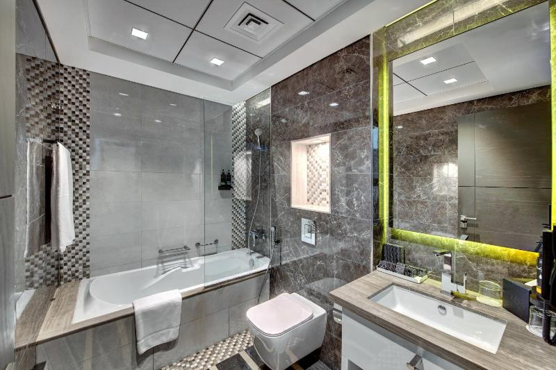 Two-Bedroom Deluxe Apartment image 3