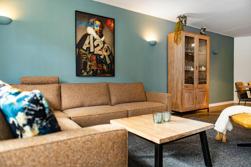 Two-Bedroom Apartment with Balcony or Terrace (K5) image 2
