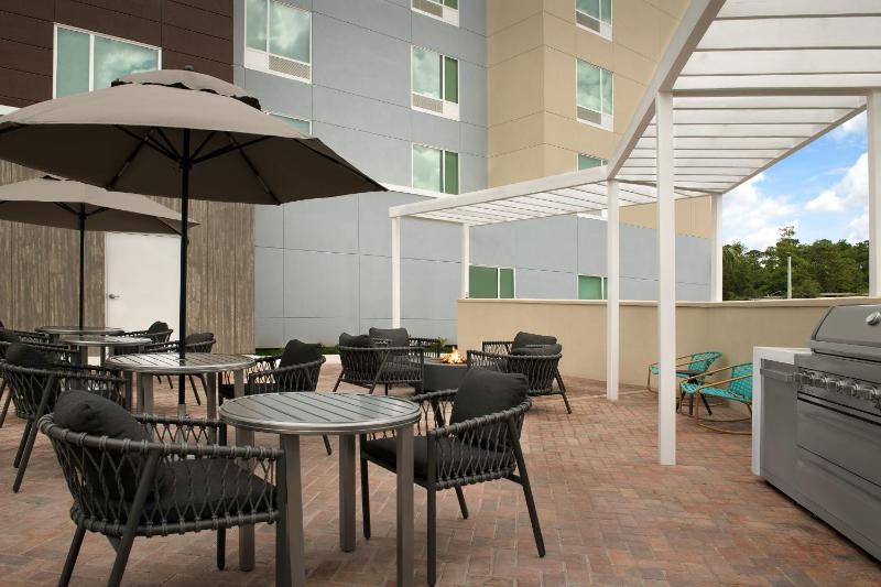TownePlace Suites by Marriott Jacksonville Airport - image 46