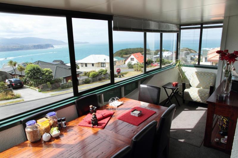 Pacific View Bed and Breakfast - image 8