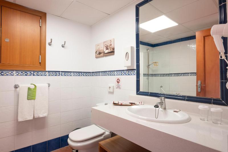 Apartment (2 Adults) image 1