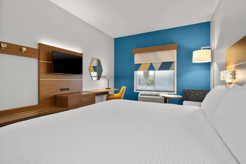 Standard Room image 3