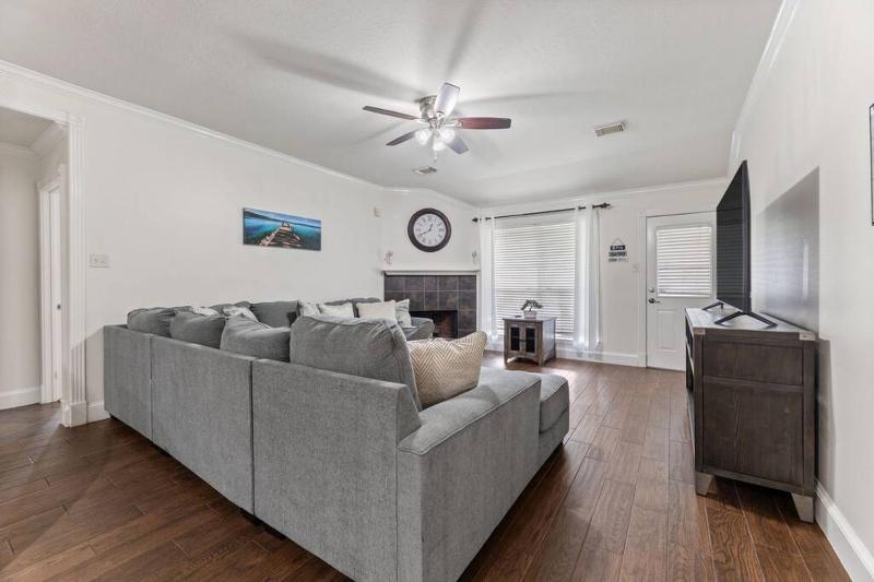 Perfect Harmony - Near Stadiums Airport & Downtown - image 27