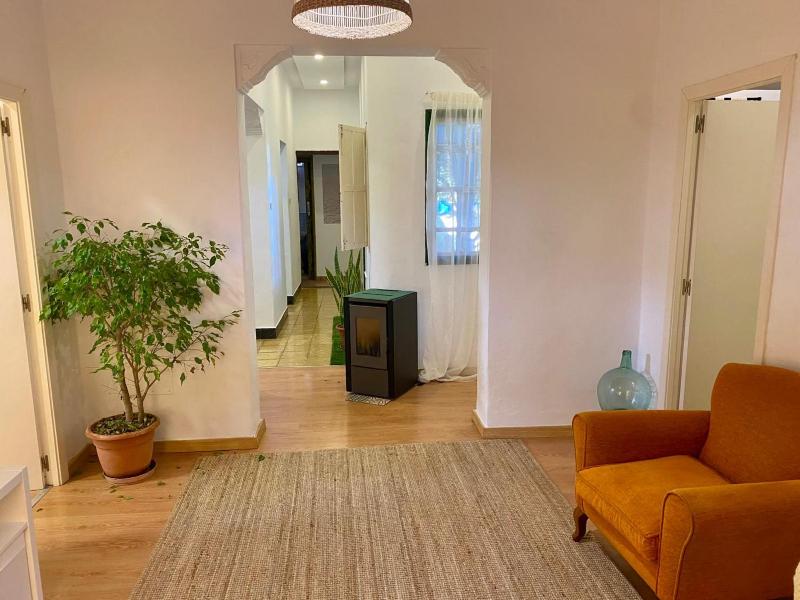 Two-Bedroom Townhouse image 4