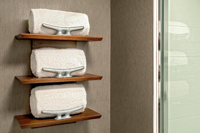 One-Bedroom Double Queen Suite with Sofabed image 4