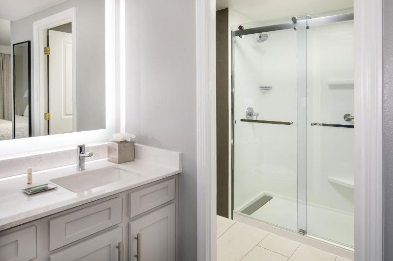 One-Bedroom Double Queen Suite with Sofabed image 2