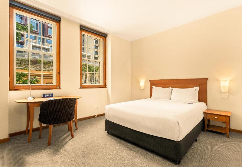 Superior King Room image 1