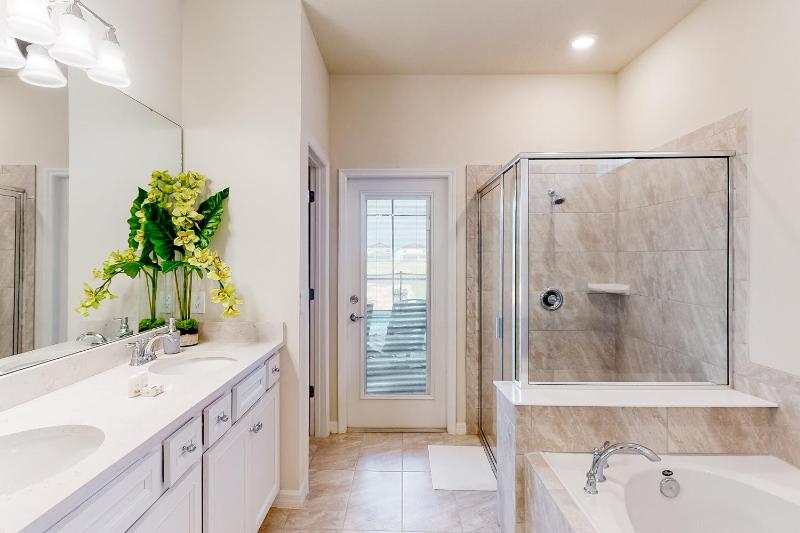 Sweet Retreat Windsor Island Resort Near Orlando and Disney by Shine Villas villa - image 19