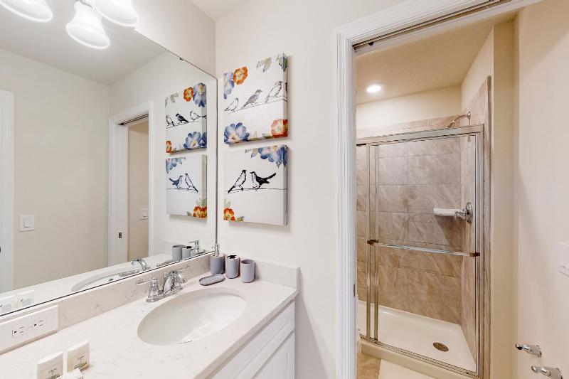 Sweet Retreat Windsor Island Resort Near Orlando and Disney by Shine Villas villa - image 15