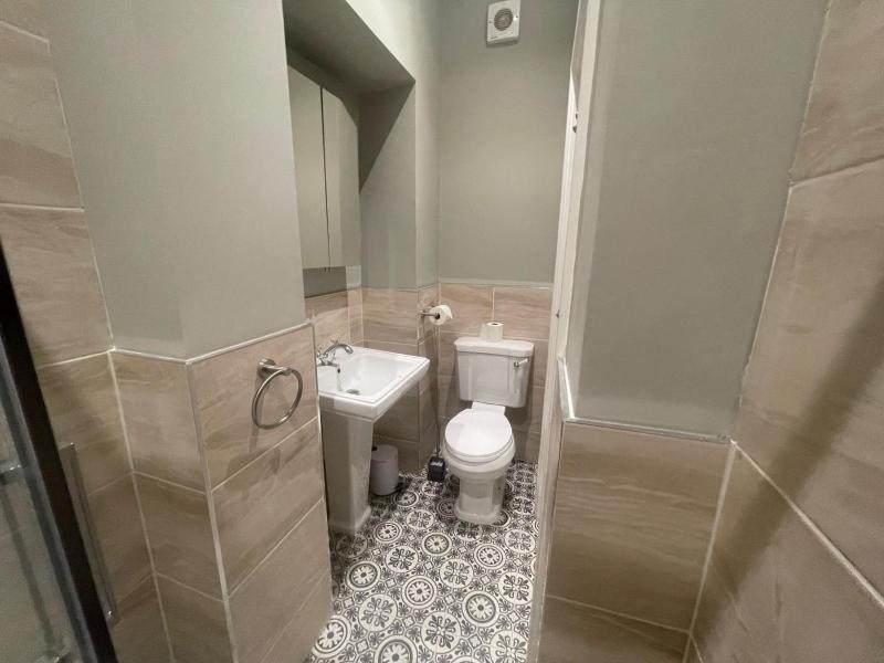 Superior Twin Room image 4