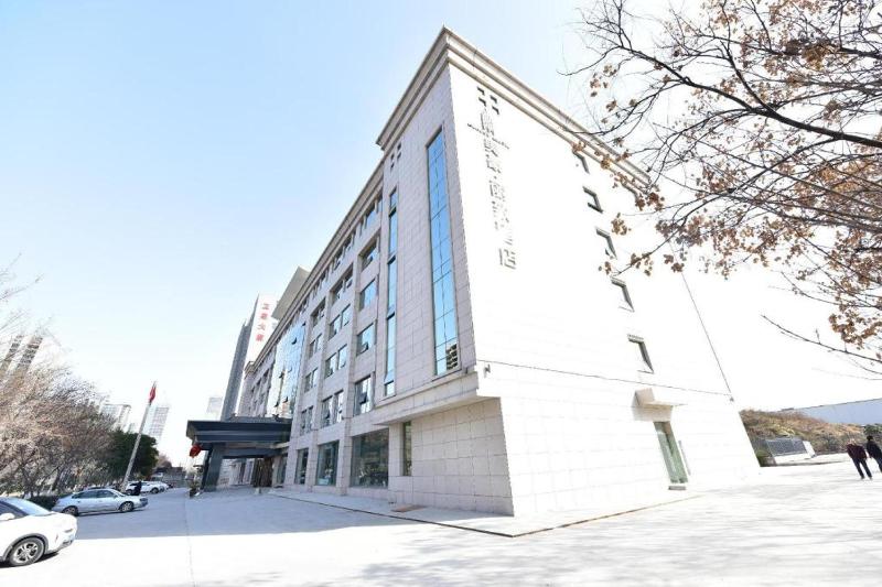 Mehood Lestie (Xi'an Jinye Road) - image 2