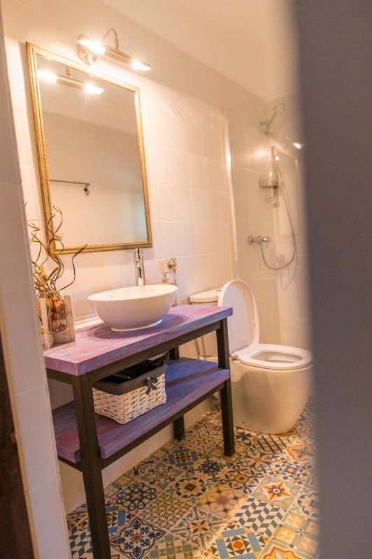 Double Room with Private External Bathroom image 3