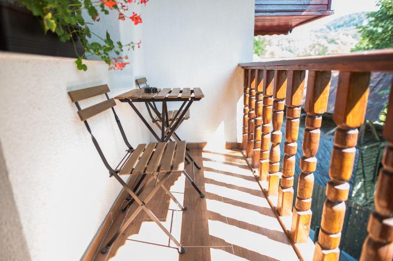 Double Room with Balcony image 3