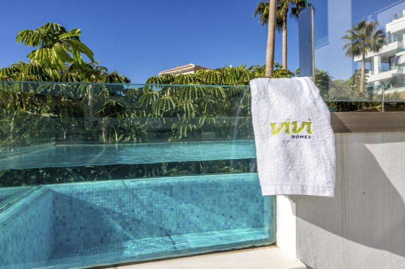 ViVi Homes - Las Palmas Pool Sauna Gym & Beach - image 7