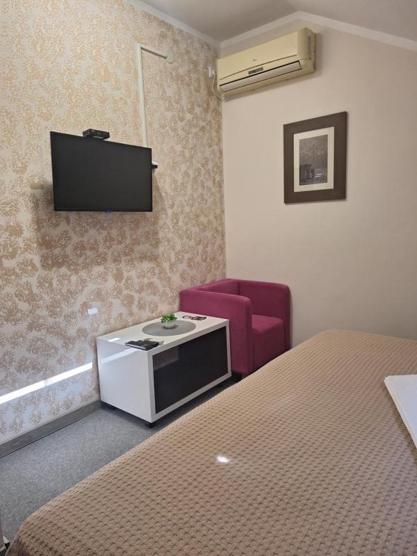 Budget Double Room image 1