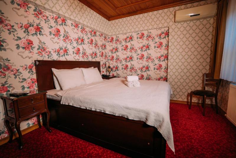 Gulliver Mansion Hotel - image 12