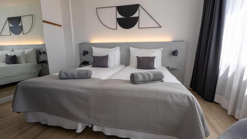 Standard Suite (2 Adults) image 1