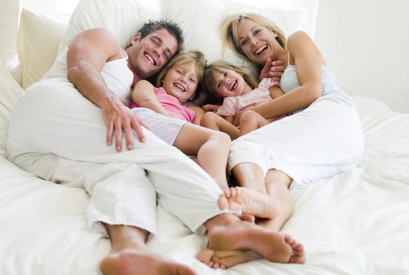 Double Room with Balcony image 4