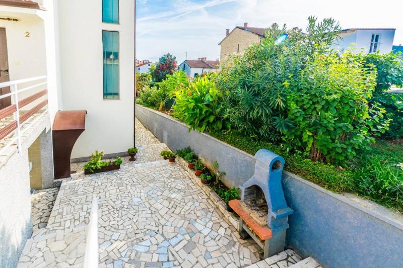 Comfortable apartment PUH with built barbecue in Pula - image 22