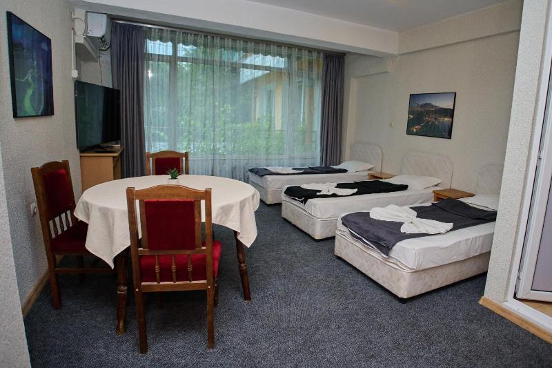 Triple Room image 1