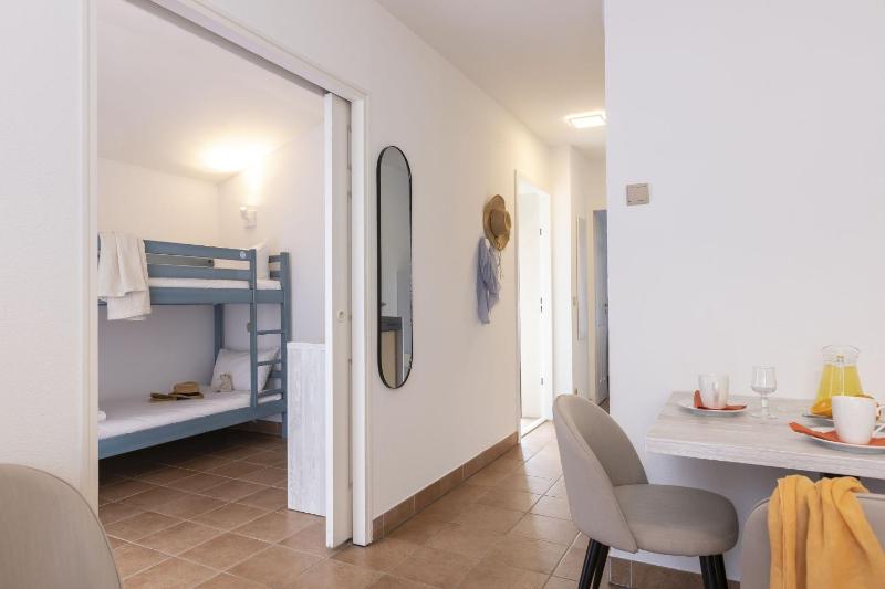 3-Room Apartment (6 people) image 4