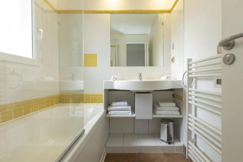 3-Room House - 6/8 People image 3