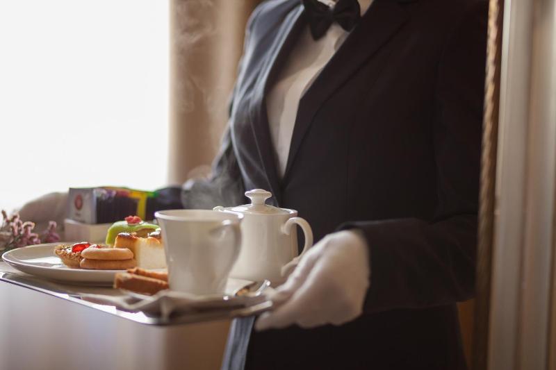 Queen Suite with Garden View and Turkish Bath image 2