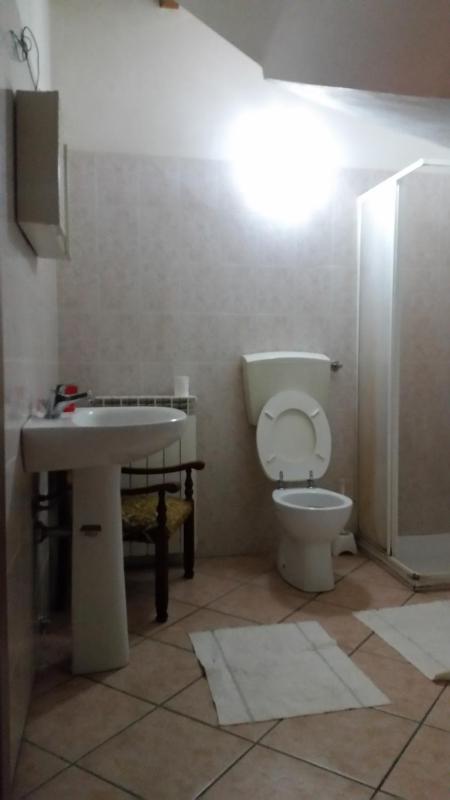 One-Bedroom Apartment image 2