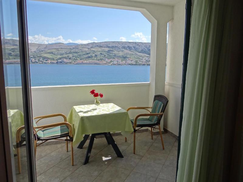 Studio with Terrace and Sea View image 3