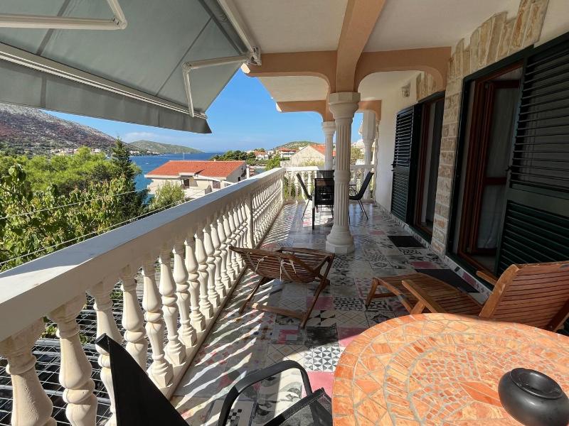 Two-Bedroom Apartment with Terrace and Sea View image 3