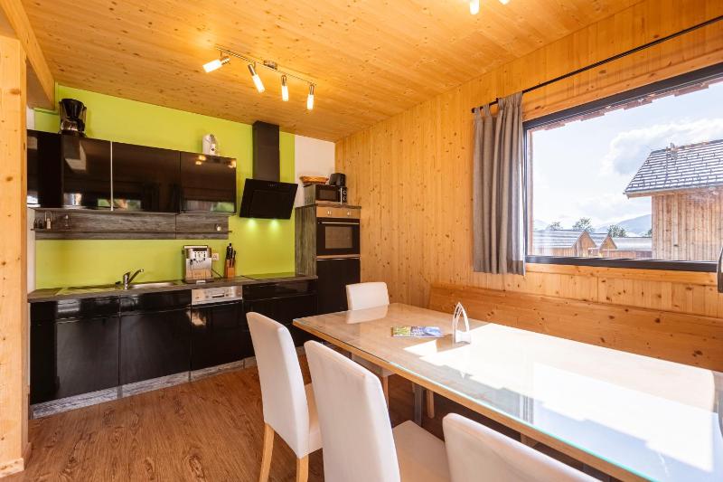 Chalet with 2 bedrooms & sauna image 4