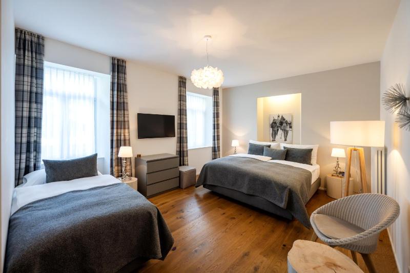 Standard Triple Room image 1