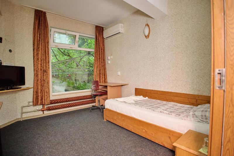 Single Room image 4