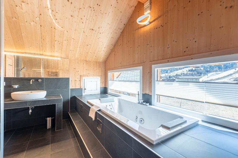 Superior Chalet with 4 bedrooms, sauna or ir-sauna & whirlpool image 4