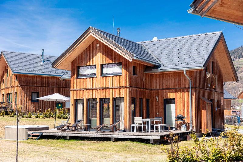 Superior Chalet with 4 bedrooms, sauna or ir-sauna & whirlpool image 2