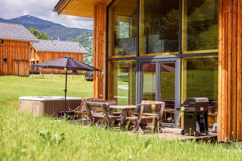 Premium Chalet with 5 bedrooms, sauna or ir-sauna & whirlpool image 2