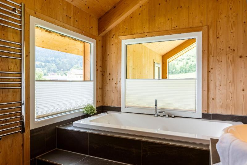 Premium Chalet with 5 bedrooms, sauna or ir-sauna & whirlpool image 3
