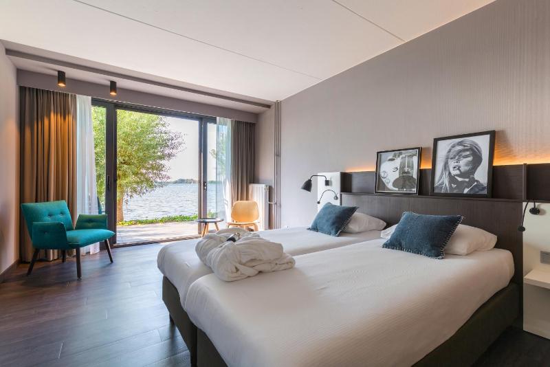 Comfort Double Room with Terrace image 1