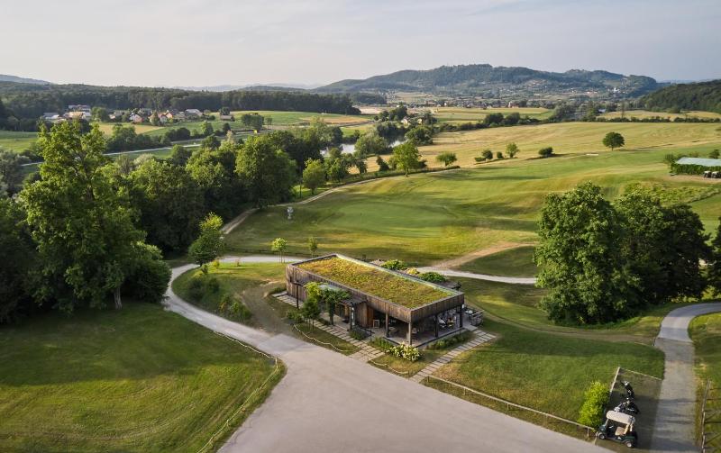 Special Offer - Double Room with Golf Package image 4