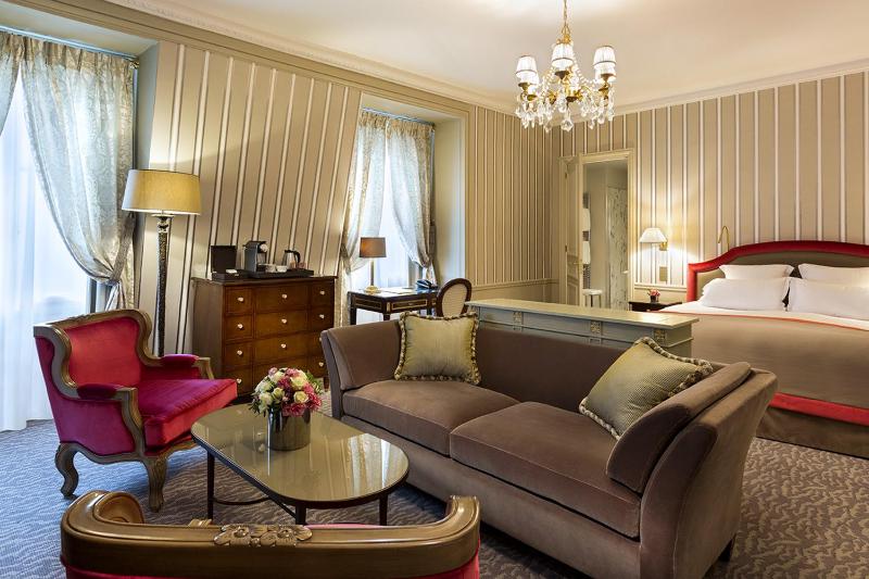 Suite Deluxe – Parisienne image 3