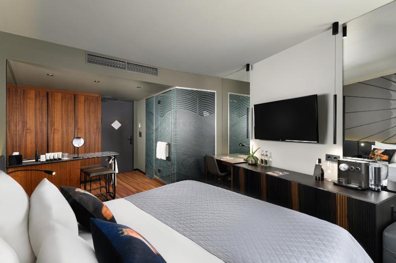  Double Courtyard  Room image 3