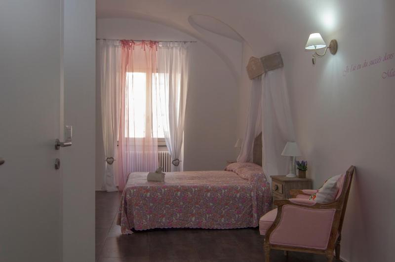 Superior Double Room image 4