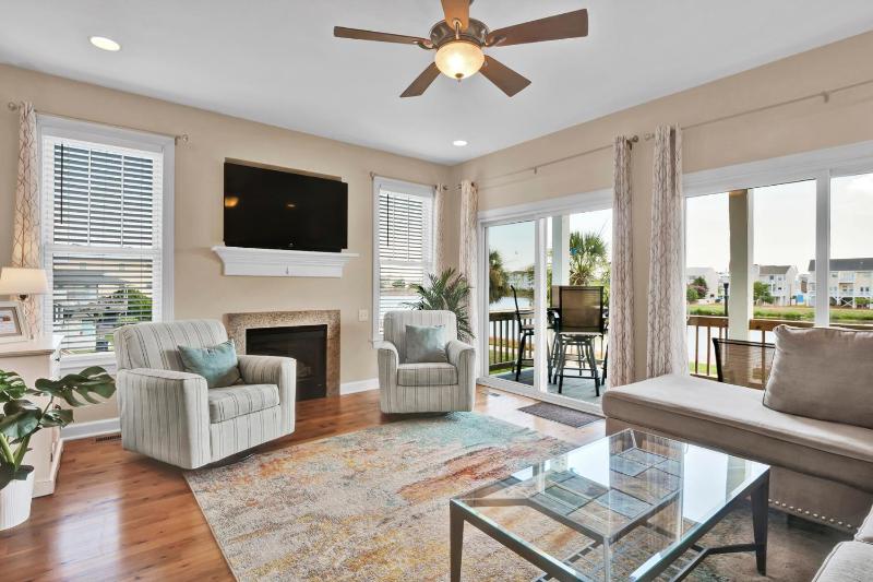 Pelican Pleasure by Sea Scape Properties - image 4