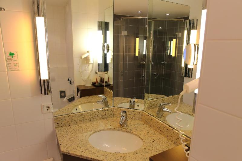 Standard Apartment image 2