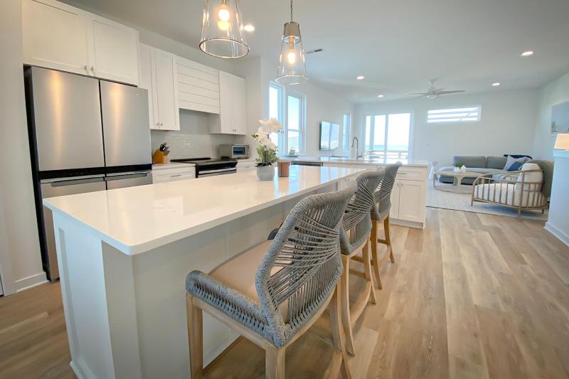 The Place to Be by Sea Scape Properties - image 4