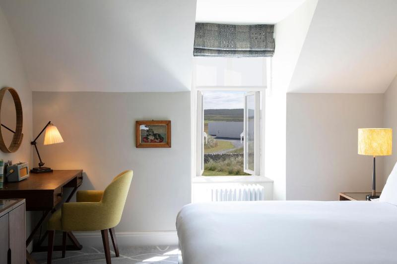 Standard Double Room image 1