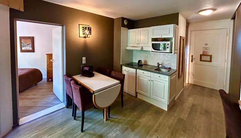 Superior Apartment image 3